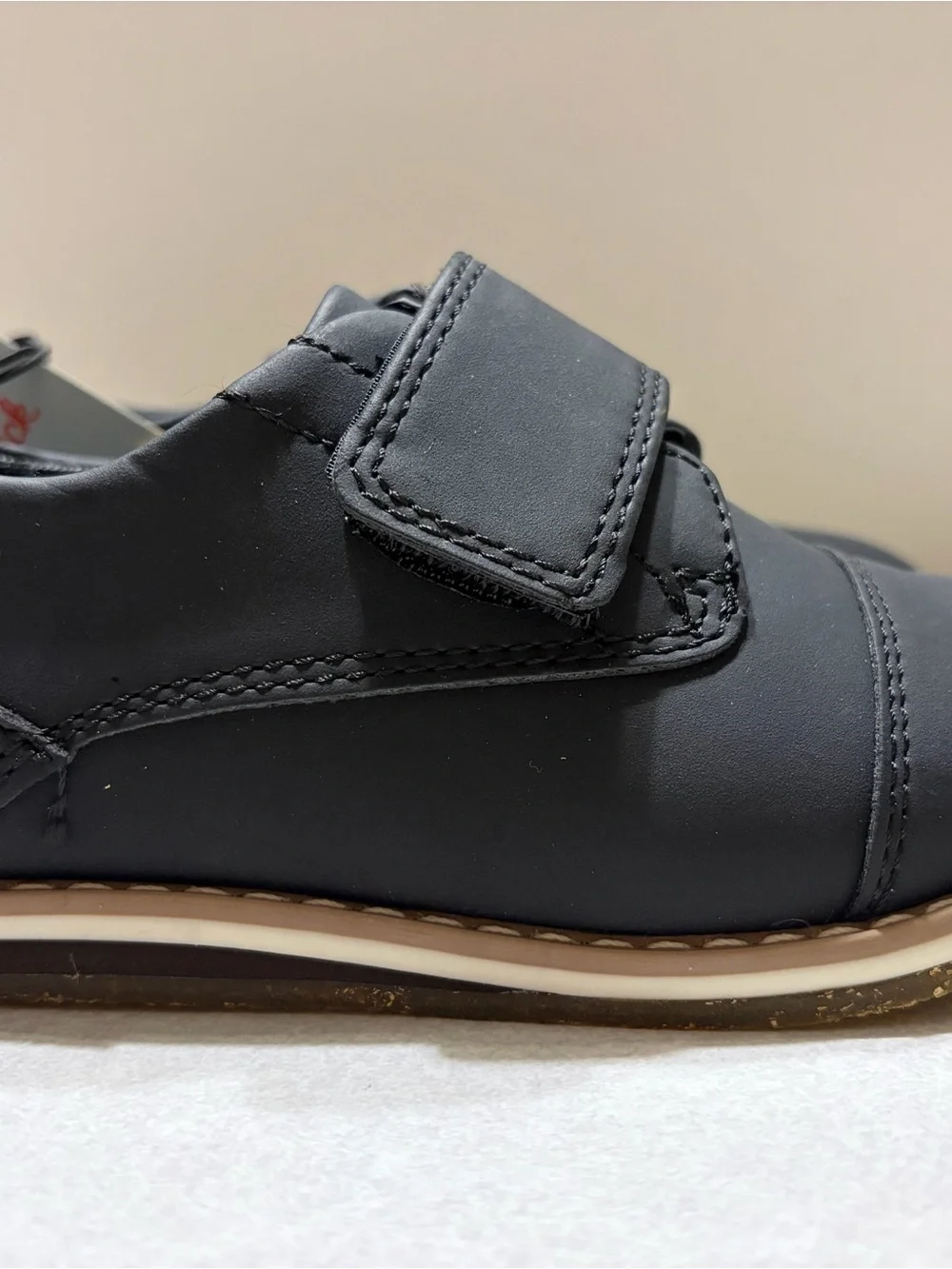 Cat & Jack sleek black